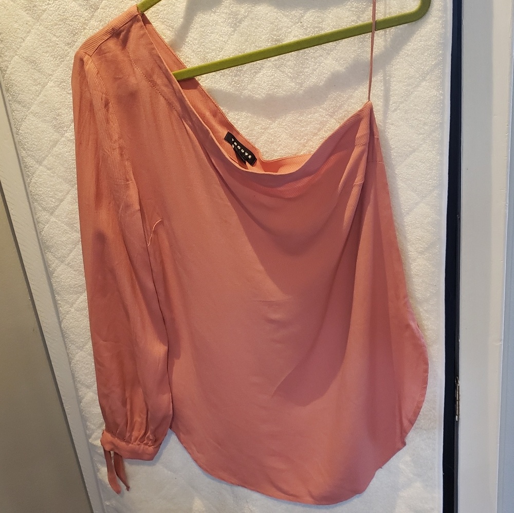 One shoulder blouse